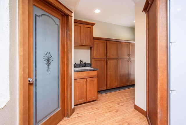 7420 Woodside Dr, Citrus Heights, CA 95621