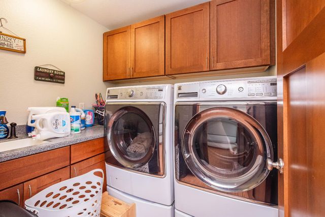 7420 Woodside Dr, Citrus Heights, CA 95621