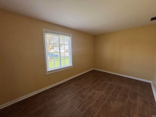 1310 Culbertson Court, Auburn, IN 46706