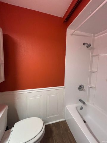 1310 Culbertson Court, Auburn, IN 46706