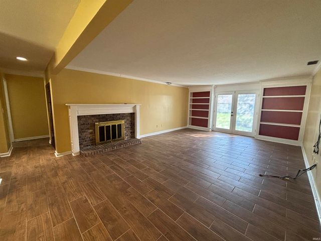 1310 Culbertson Court, Auburn, IN 46706