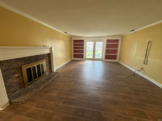 1310 Culbertson Court, Auburn, IN 46706