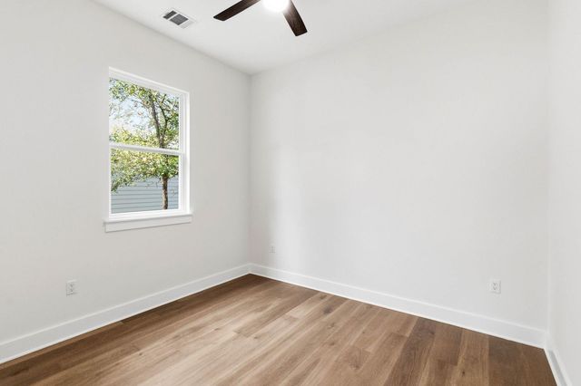 118 Puu Waa Waa LN, Bastrop, TX 78602