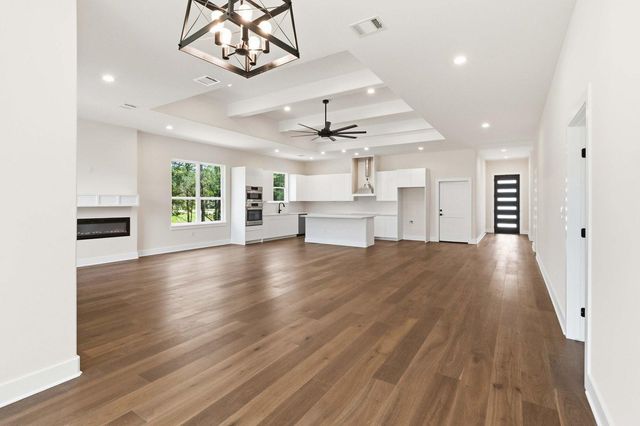 118 Puu Waa Waa LN, Bastrop, TX 78602