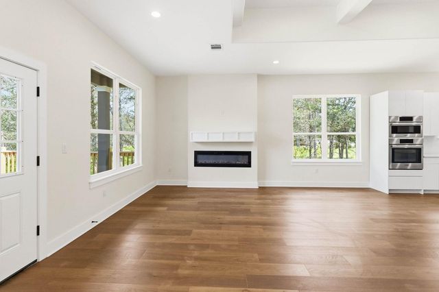 118 Puu Waa Waa LN, Bastrop, TX 78602