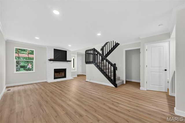 2074 Duclair Parkway, St Charles, MO 63304
