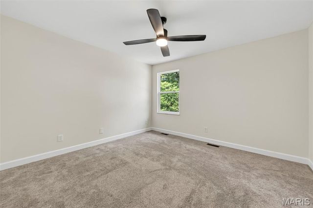 2074 Duclair Parkway, St Charles, MO 63304