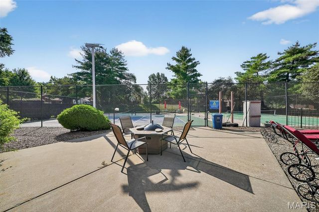 2074 Duclair Parkway, St Charles, MO 63304