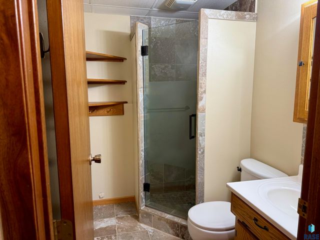 605 E 14th Ave Avenue, Mitchell, SD 57301