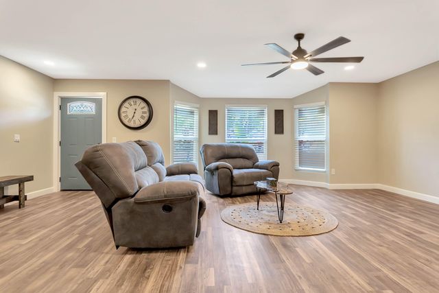 982 Waco Boulevard SE, Palm Bay, FL 32909