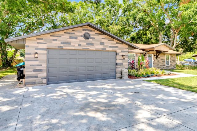 982 Waco Boulevard SE, Palm Bay, FL 32909