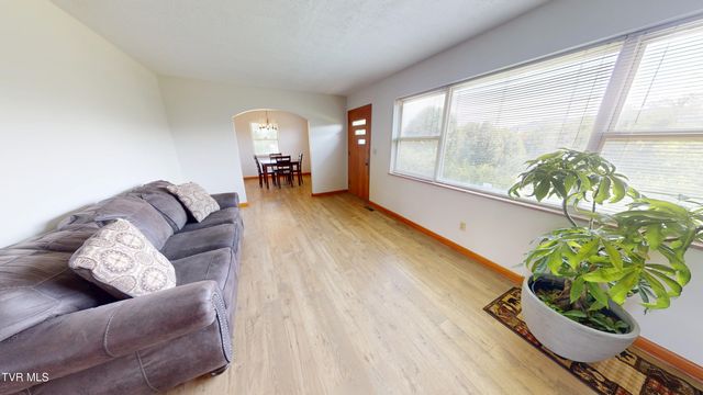 299 Main Street, Bean Station, TN 37708