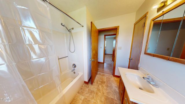 299 Main Street, Bean Station, TN 37708