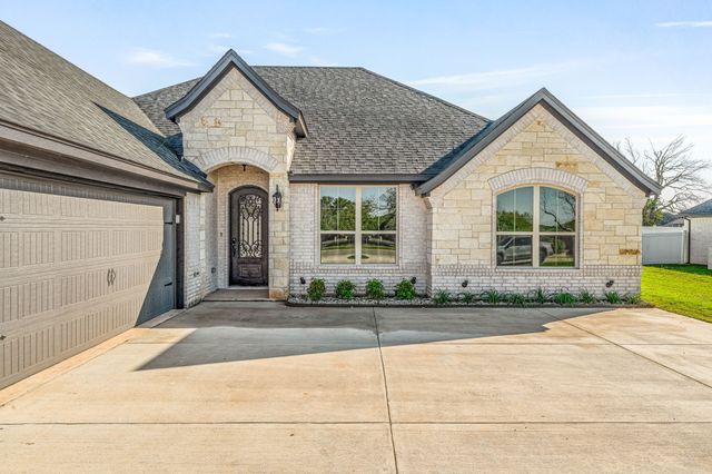 2160 Middlewood Circle, Granbury, TX 76049