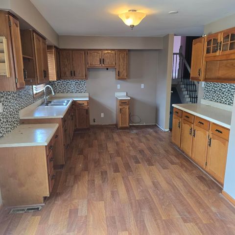1558 W 99th Avenue, Crown Point, IN 46307