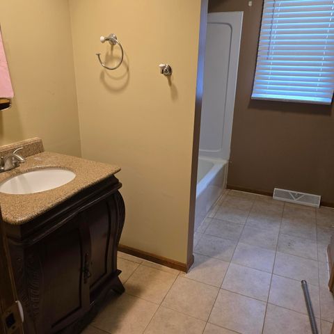 1558 W 99th Avenue, Crown Point, IN 46307