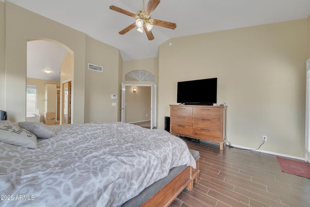 2343 E KEMPTON Road, Chandler, AZ 85225