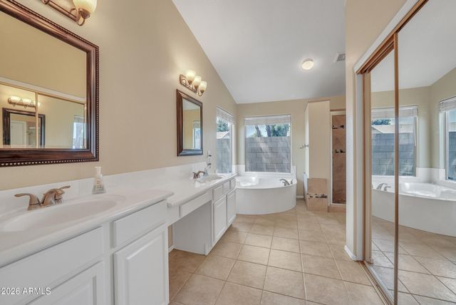 2343 E KEMPTON Road, Chandler, AZ 85225
