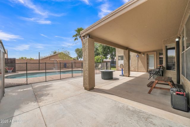 2343 E KEMPTON Road, Chandler, AZ 85225