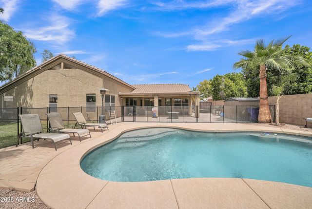 2343 E KEMPTON Road, Chandler, AZ 85225