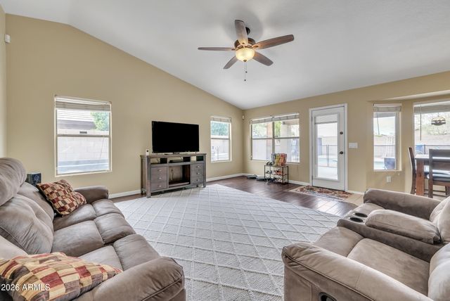2343 E KEMPTON Road, Chandler, AZ 85225