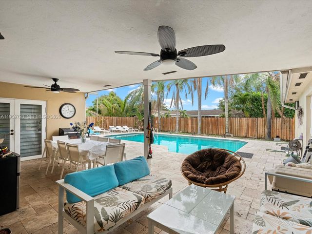 1113 N 46th Ter, Hollywood, FL 33021