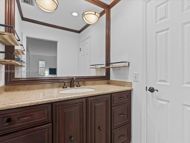 1113 N 46th Ter, Hollywood, FL 33021