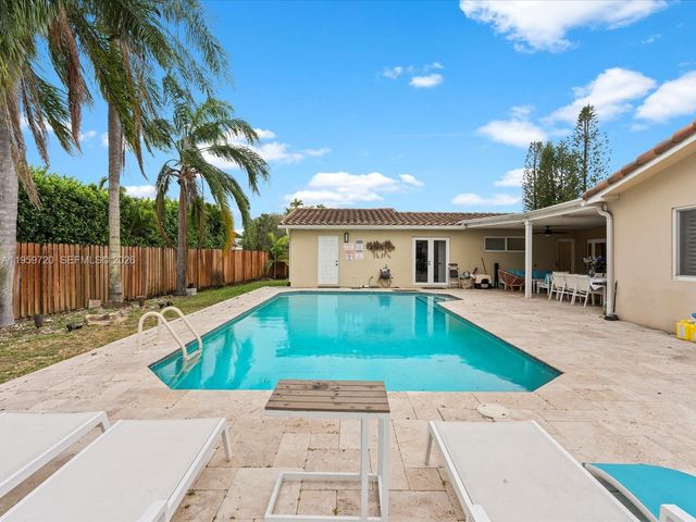 1113 N 46th Ter, Hollywood, FL 33021