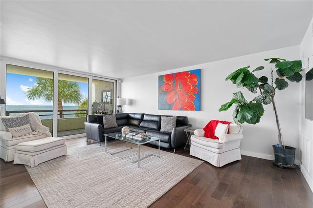 5700 MARINER STREET 304, Tampa, FL 33609