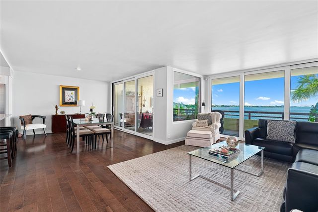 5700 MARINER STREET 304, Tampa, FL 33609