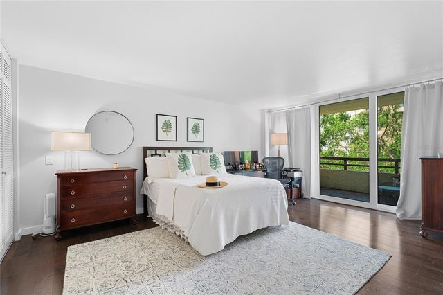 5700 MARINER STREET 304, Tampa, FL 33609