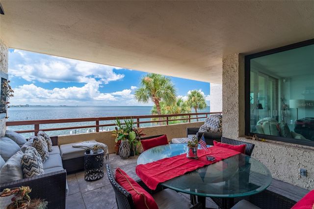 5700 MARINER STREET 304, Tampa, FL 33609