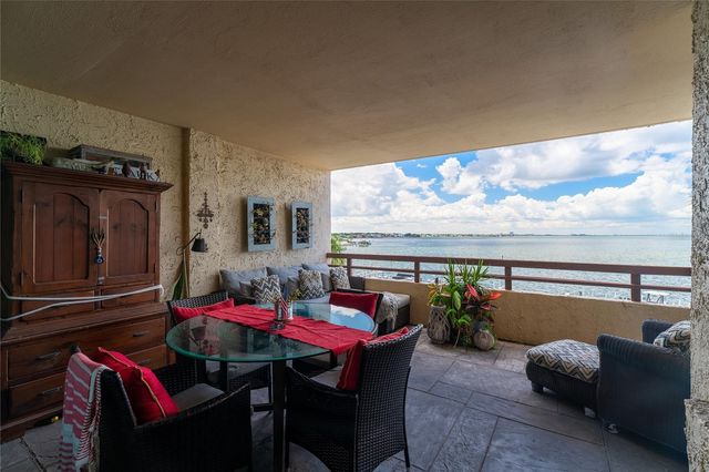 5700 MARINER STREET 304, Tampa, FL 33609