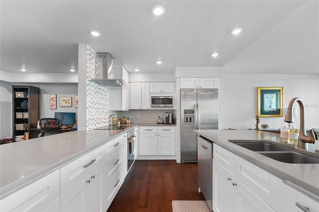 5700 MARINER STREET 304, Tampa, FL 33609