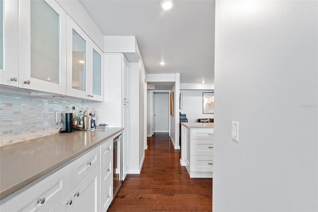 5700 MARINER STREET 304, Tampa, FL 33609