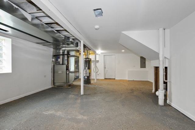 353 E 119th Place, Chicago, IL 60628