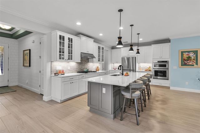 5649 LONG SHORE LOOP, Sarasota, FL 34238