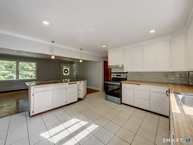 194 Ivan Hill Street, Windham, CT 06226