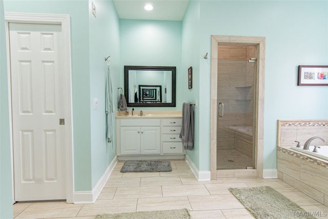 8700 VINTAGE Way, Montgomery, AL 36116