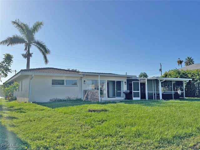 5334 Cobalt CT, Cape Coral, FL 33904