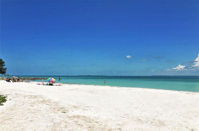 120 HAMMOCK ROAD, Anna Maria, FL 34216