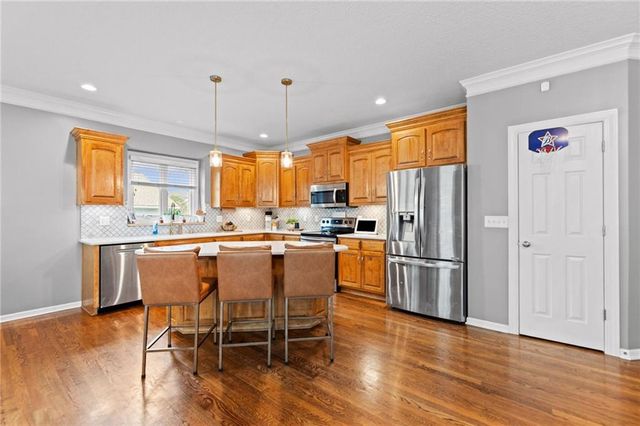 3320 N 128th Street, Kansas City, KS 66109