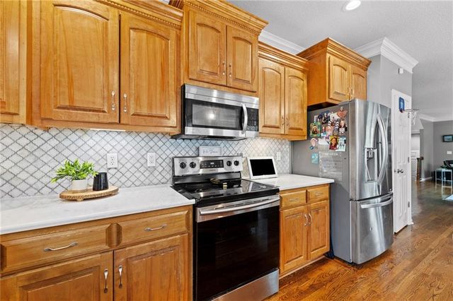 3320 N 128th Street, Kansas City, KS 66109