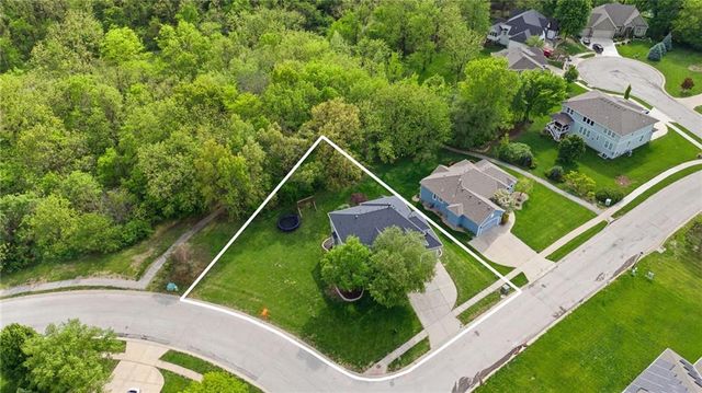 3320 N 128th Street, Kansas City, KS 66109