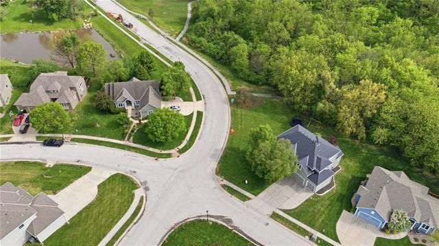 3320 N 128th Street, Kansas City, KS 66109
