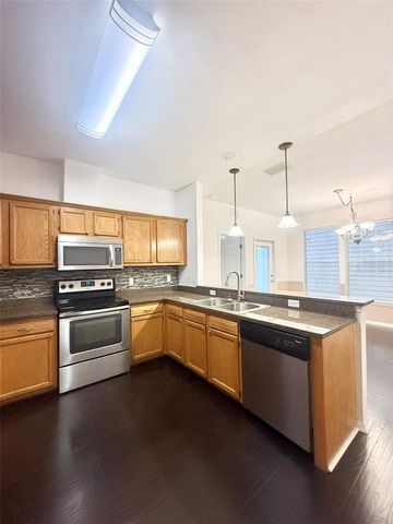 11572 NW 18TH PLACE, Gainesville, FL 32606