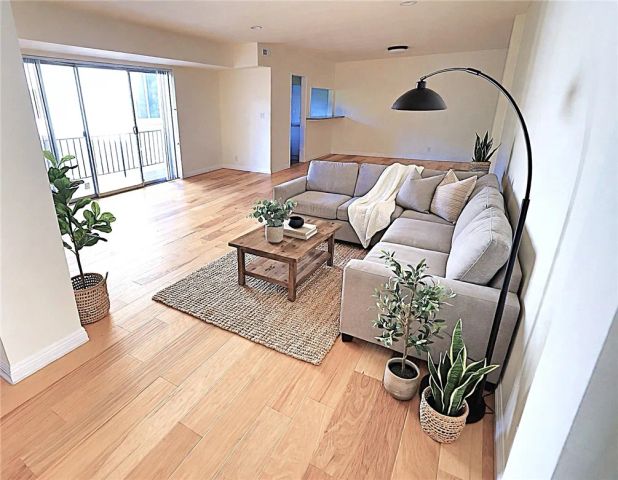 7309 Franklin Avenue 406, Los Angeles, CA 90046