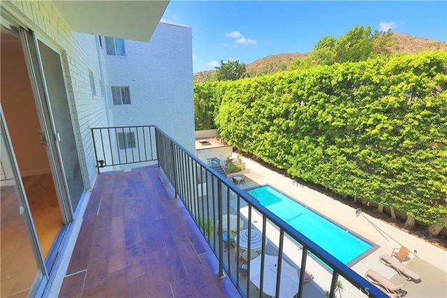 7309 Franklin Avenue 406, Los Angeles, CA 90046