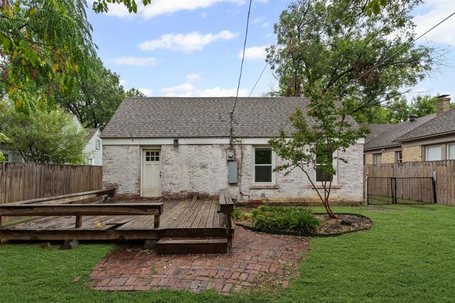 3212 Greene Avenue, Fort Worth, TX 76109