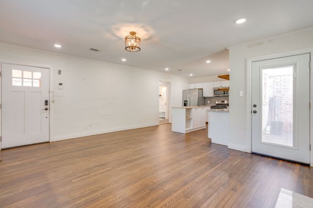 3212 Greene Avenue, Fort Worth, TX 76109